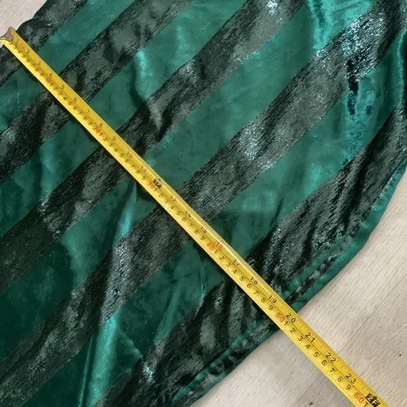 NWT Yumi Kim Emerald Green Jewel Twinkle Amelia Velvet Maxi dress sz M formal - Picture 10 of 16